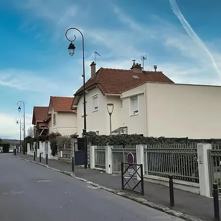 Chaleureux Et Cosy Proche Gare Apartment Massy  Exterior photo